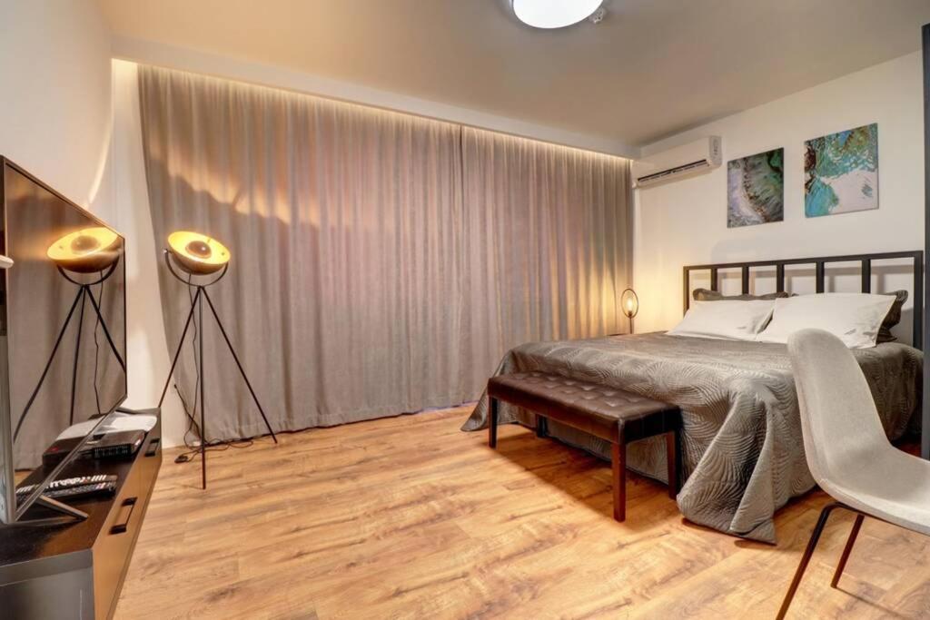 Town Square Apartment Приштина Экстерьер фото