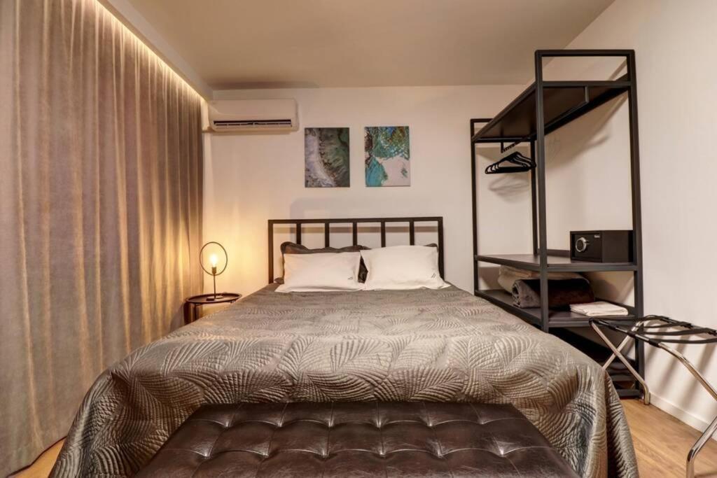 Town Square Apartment Приштина Экстерьер фото
